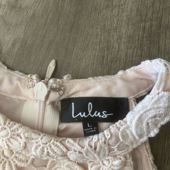 Lulus dress. - Picture 2 of 5